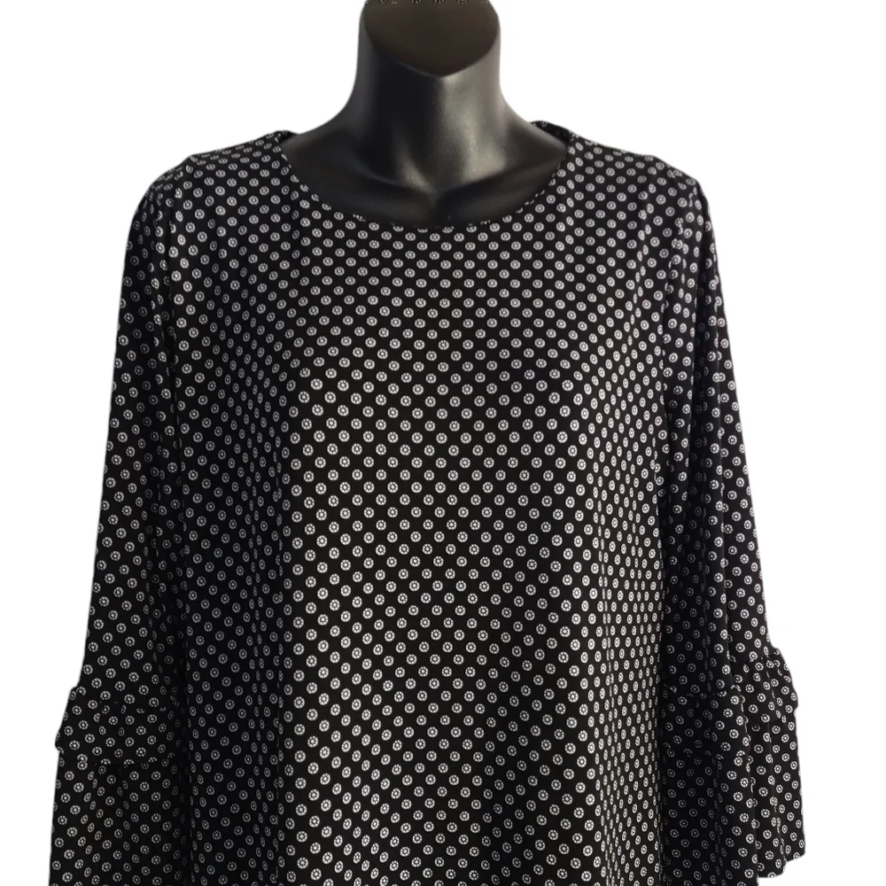 Michael Kors Dress Black White 3/4 Flare Sleeve Round Neck Stretch Size M